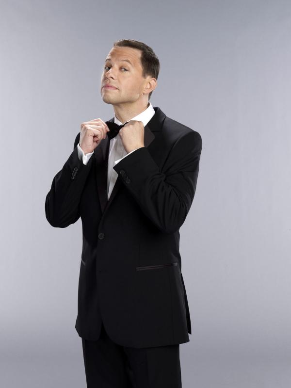 Bild 1 von 29: (9. Staffel) - Das Leben meint es nicht immer gut mit ihm: Alan Harper (Jon Cryer) ...