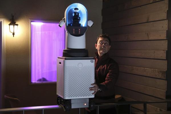 Bild 1 von 12: Charles Boyle (Joe Lo Truglio)