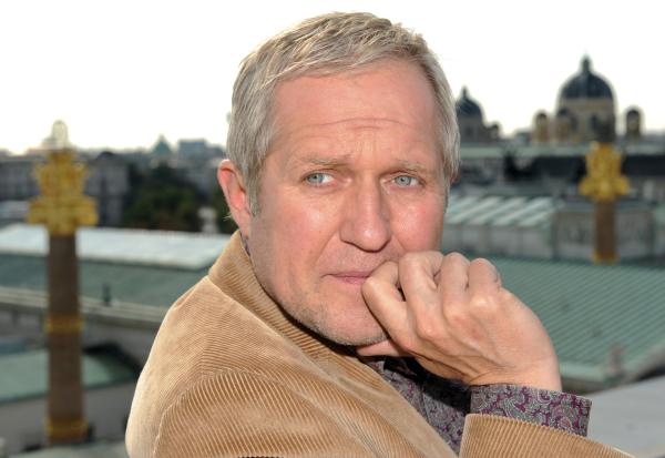 Bild 1 von 17: Harald Krassnitzer (Paul Kemp)