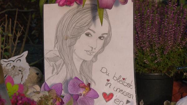 Bild 1 von 9: .