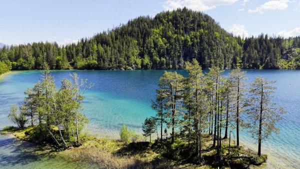 Bild 1 von 3: Im Bild: Der Hintersteinersee wird auch als \