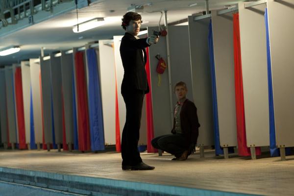 Bild 1 von 4: Sherlock Holmes (Benedict Cumberbatch, l.); Dr. John Watson (Martin Freeman, r.)