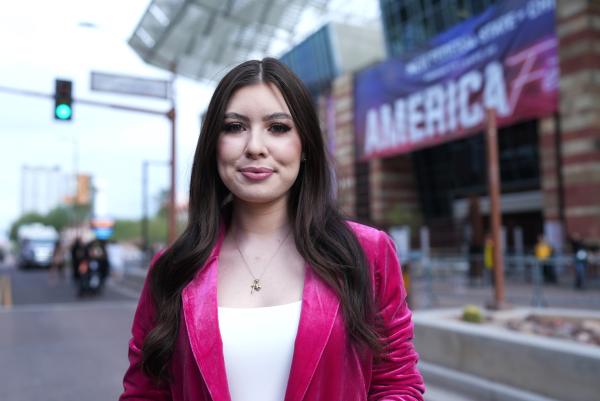 Bild 1 von 7: Morgonn McMichael, Influencerin für die rechtspopulistische Jugendorganisation \