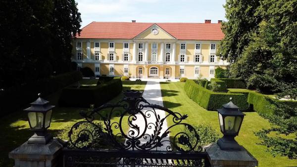Bild 1 von 7: Im Bild: Schloss Starhemberg.