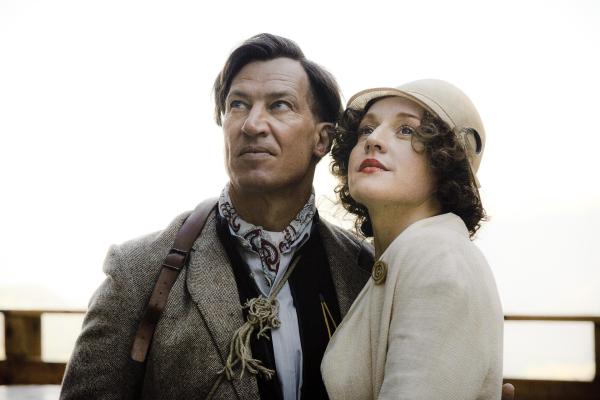 Bild 1 von 36: Im Bild: Tobias Moretti (Luis Trenker), Brigitte Hobmeier (Leni Riefenstahl).