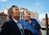 Donna Leon - Wie durch ein dunkles Glas