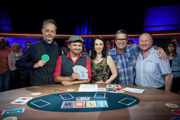 Bild 1 von 13: (v.l.n.r.) BlöZinger; Lydia Prenner-Kasper; Gerold Rudle; Harry Prünster