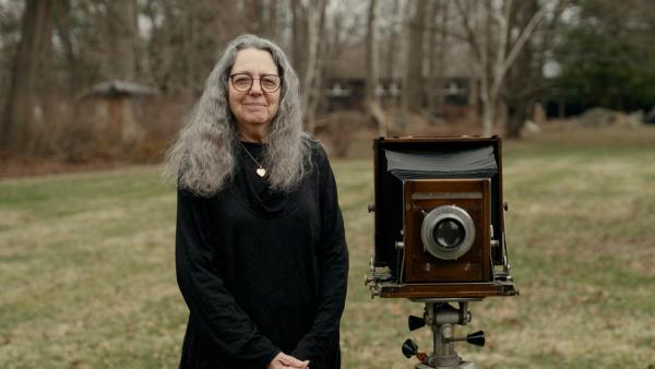 Bild 1 von 3: Die Fotografin Jill Enfield stammt aus einer jüdischen Familie. Kurz vor dem Zweiten Weltkrieg half Ernst Leitz II. der Familie aus Deutschland zu fliehen.
