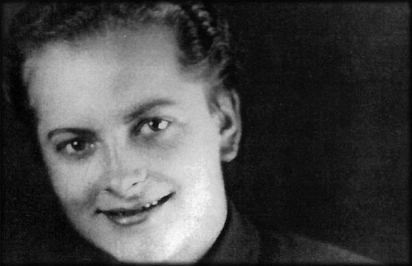 Bild 1 von 7: Irma Grese verbreitet als Aufseherin in Auschwitz Angst und Schrecken.