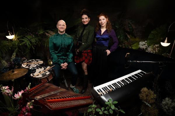 Bild 1 von 5: Im Bild: David Wo¨hrer, Anna Buchegger, Teresa Vogl.