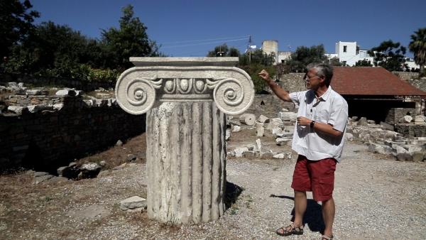 Bild 1 von 4: Überreste des Mausoleums von Halikarnassos in Bodrum, Türkei, eines der bedeutendsten Bauwerke der Antike. (Computeranimation)