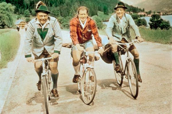 Bild 1 von 2: Im Bild: Heinz Erhardt, Hans Joachim Kulenkampff, Wolf Albach-Retty.