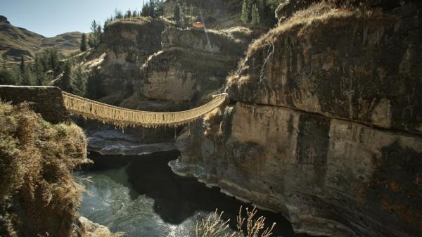 Bild 1 von 6: Die Inka errichten ein beeindruckendes Straßennetz. Ihre Hängebrücken werden zum Teil heute noch genutzt.