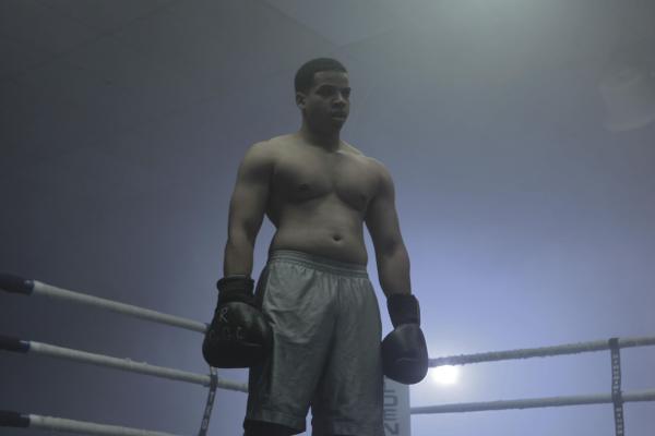 Bild 1 von 7: War der Amateurboxer Corey Edge (Harlin Miller) in kriminelle Machenschaften verwickelt und musste darum sterben?
