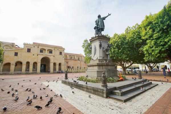 Bild 1 von 1: Im Bild: Christopher Columbus landete 1492 in der Dominikanischen Republik. Es folgten spanische Kolonisten, die die erste Kathedrale, eine Universität und das erste Krankenhaus in der Neuen Welt gründeten.