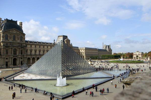 Bild 1 von 4: Seit Jahrhunderten schwärmt man in Paris vom alten Ägypten. Die Faszination für die alte Zivilisation an den Ufern des Nils hat bleibende Spuren in Architektur, Kunst und an vielen Orten der französischen Hauptstadt hinterlassen.
