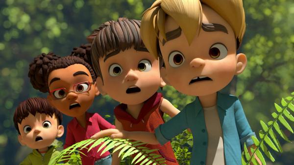 Bild 1 von 3: Kleiner Fuß, Lina, Bohnenstange und Raphael machen im tiefen Wald eine spannende Entdeckung.© ZDF/La Station Animation - Honorarfreie Verwendung gemäß AGB im redaktionellen Zusammenhang mit genannter Sendung bei Nennung \