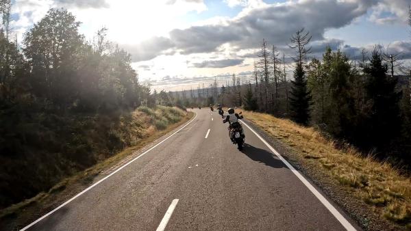 Bild 1 von 9: .