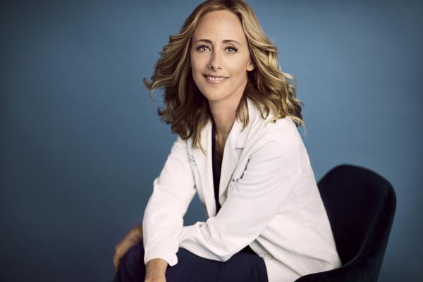 Bild 1 von 44: (18. Staffel) - Dr. Teddy Altman (Kim Raver)