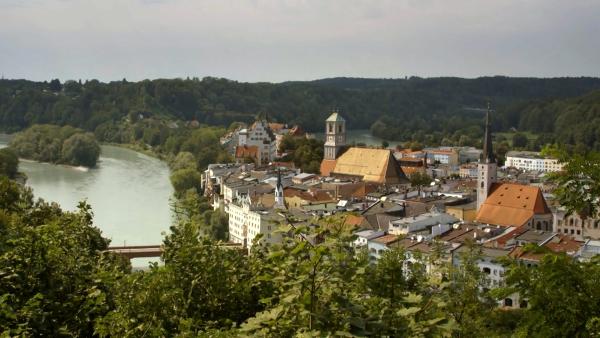 Bild 1 von 6: Wasserburg am Inn.