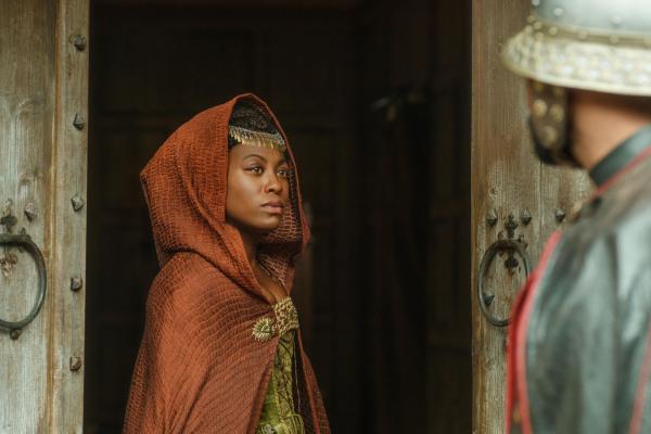 Bild 1 von 5: Lina de Cardonnes (Stephanie Levi-John)