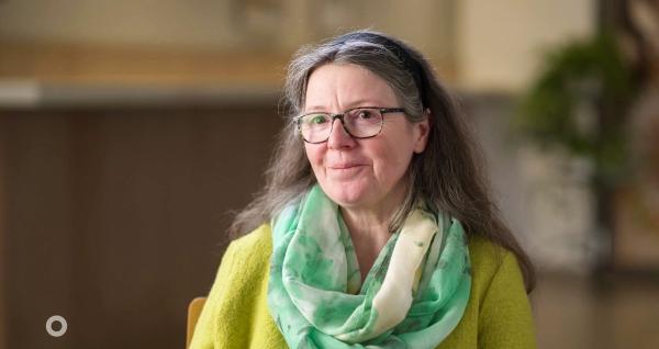 Bild 1 von 7: Fasten hat im Christentum, wie in vielen Religionen, eine lange Tradition. Ursprünglich hieß Fasten, Fleisch und Alkohol zu vermeiden und insgesamt weniger zu essen. Mittlerweile steht der bewusste Verzicht auch außerhalb der Fastenzeit hoch im Kurs, und das nicht nur bei religiösen Menschen. Im Bild: Interview mit Monika Schöner.