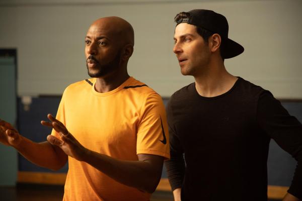Bild 1 von 11: Rome Howard (Romany Malco, l.); Eddie Saville (David Giuntoli)