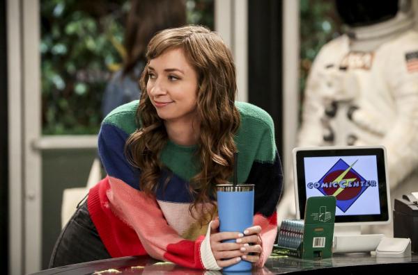 Bild 1 von 8: Denise (Lauren Lapkus)