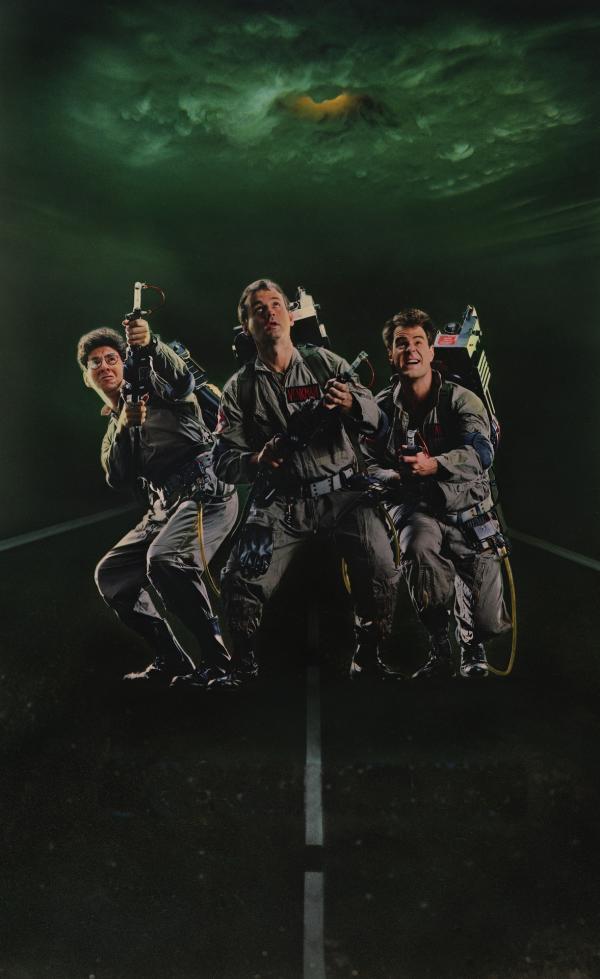Bild 1 von 7: Dr. Egon Spengler (Harold Ramis, l.), Dr. Peter Venkman (Bill Murray, M.) und Dr. Raymond Stantz (Dan Aykryd, r.) sind die Kammerjäger für Gespenster.