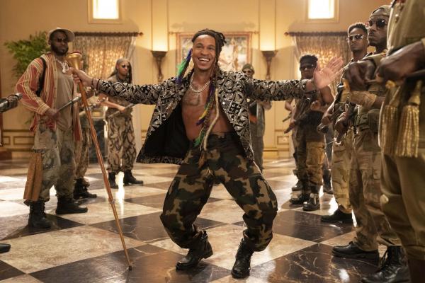 Bild 1 von 9: Idi Izzi (Rotimi)