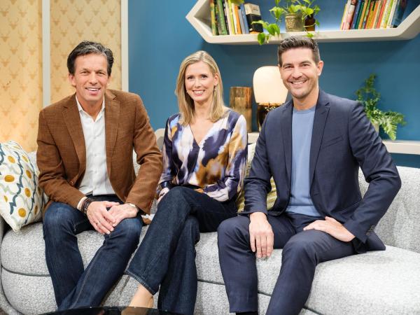 Bild 1 von 14: Im Bild: Martin Ferdiny, Verena Hartlieb, Norbert Oberhauser.