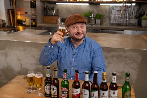 Bild 1 von 3: Offiziell wird unser Bier zwar nach dem Reinheitsgebot gebraut. Doch inzwischen sind auch zahlreiche Hilfsstoffe erlaubt.
