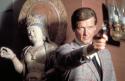 RTL Nitro 20:15: James Bond 007 - Der Mann mit dem goldenen Colt