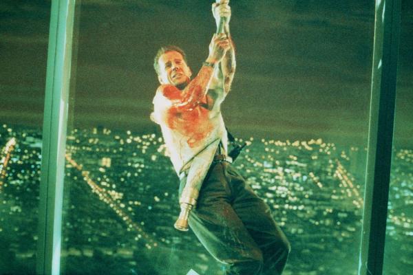 Bild 1 von 3: Superbulle John McClane (Bruce Willis) darf sich keinen Durchhänger erlauben ...