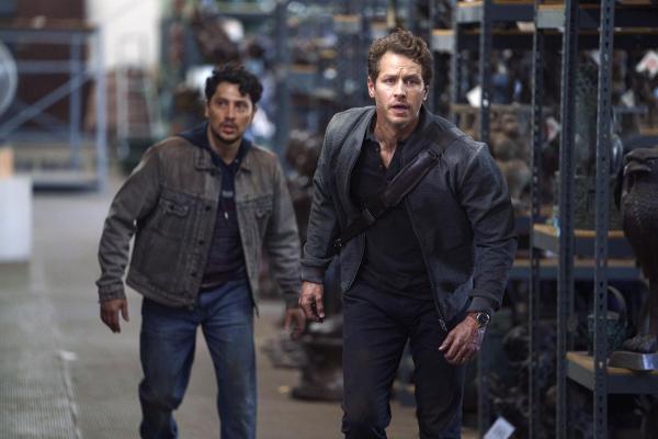 Bild 1 von 8: Eagan Tehrani (Ali Lopez-Sohaili, l.); Ben Stone (Josh Dallas, r.)