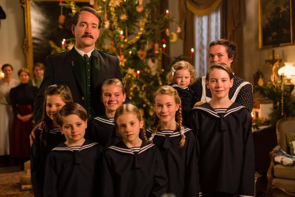 Bild 1 von 3: Im Bild: Matthew Macfadyen (Georg von Trapp),.