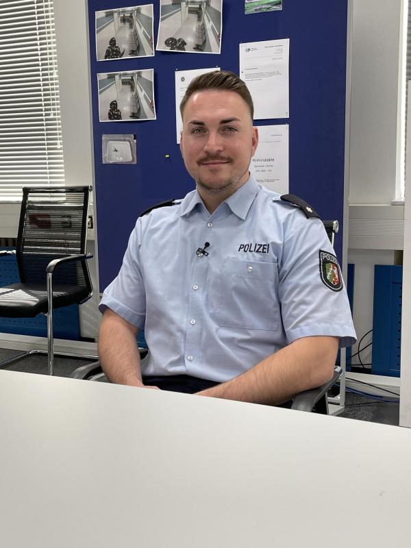 Bild 1 von 33: Jonas