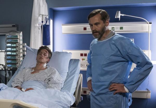 Bild 1 von 11: Anton Friedmann (Timmi Trinks, l.); Stefan Friedmann (Rainer Frank, r.)