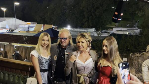 Bild 1 von 2: Familie Geiss auf dem Oktoberfest