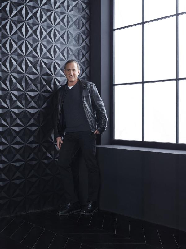Bild 1 von 4: (3. Staffel) - Dr. Terry Dubrow