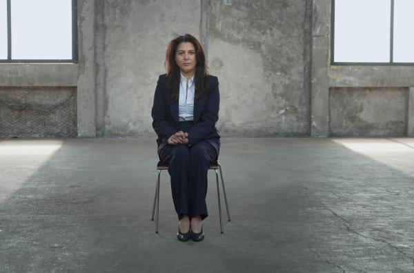 Bild 1 von 2: In der Dokumentation bricht die Whistleblowerin Houria Aouimeur ihr Schweigen.