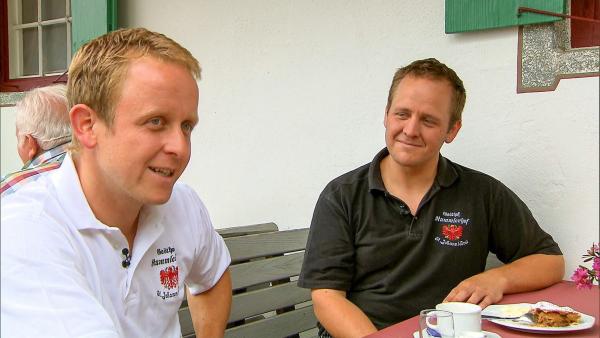 Bild 1 von 4: Im Bild: Josef und Thomas Lackner (Rummlerhof).