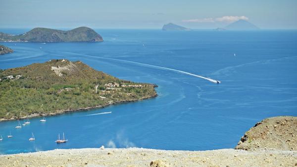Bild 1 von 2: Lipari_Archipel.