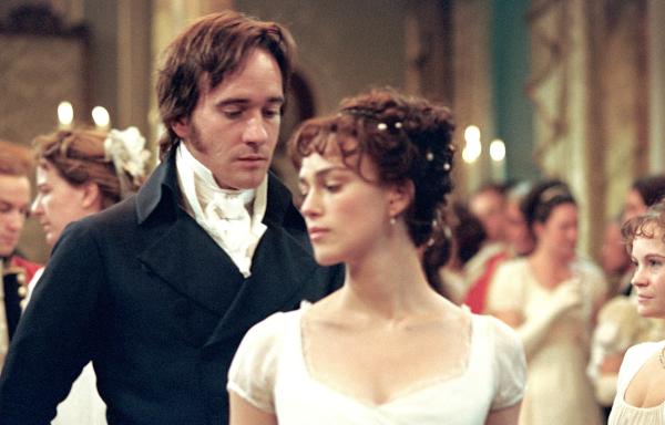 Bild 1 von 1: Mr. Darcy (Matthew Macfadyen) und Elisabeth Bennet (Keira Knightley) begegnen sich erneut auf dem Ball in Netherfield.