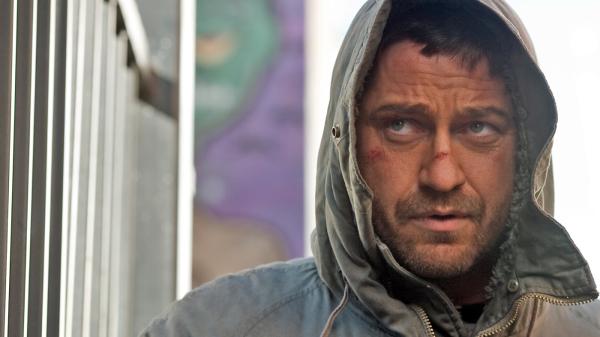Bild 1 von 4: Per Gehirnchip ferngesteuerte Strafgefangene müssen in tödlichen Kämpfen gegeinander antreten. Publikumsliebling Kable (Gerard Butler) steht kurz davor, nach 30 Siegen in die Freiheit entlassen zu werden. Doch der Erfinder des Spiels will das verhindern.