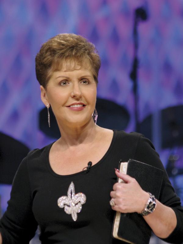 Bild 1 von 6: Mit ihrer humorvollen und direkten Art bringt Joyce Meyer die Dinge des Alltags anhand der Bibel auf den Punkt - lebensnah, überzeugend und echt.