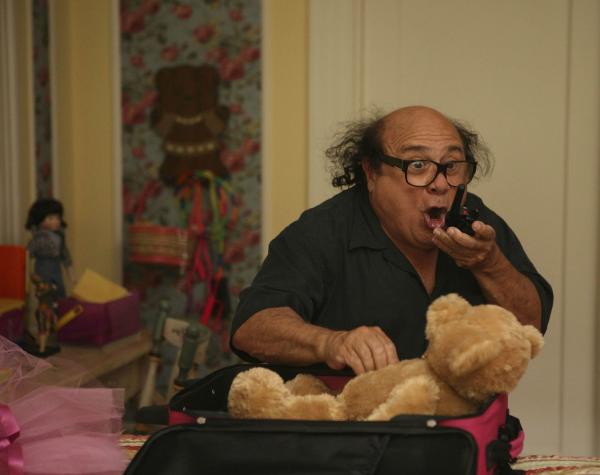 Bild 1 von 8: Frank Reynolds (Danny DeVito)