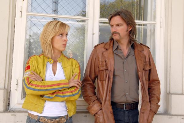 Bild 1 von 19: Im Bild: Lilian Klebow (Penny Lanz), Stefan Jürgens (Carl Ribarski).