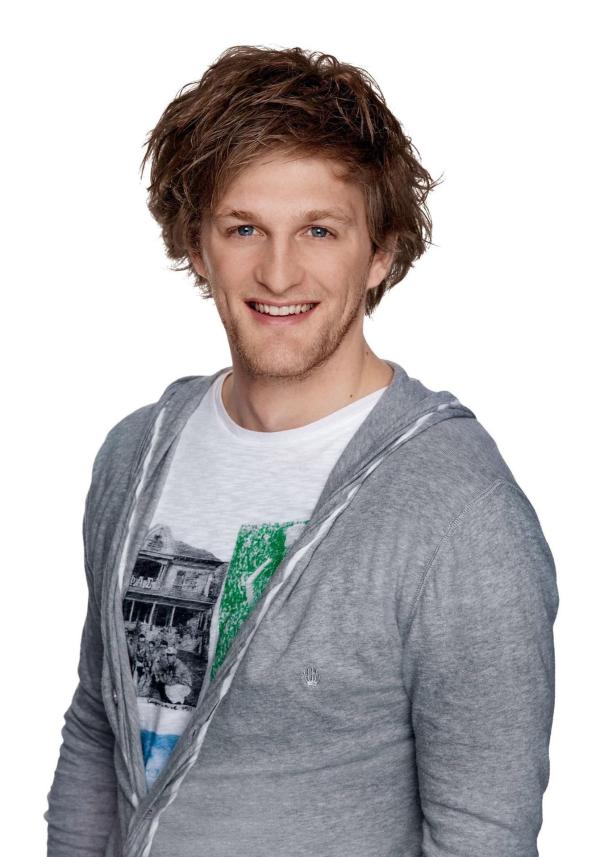 Bild 1 von 19: Liebt das Leben: Julian Freund (Bo Hansen) ...