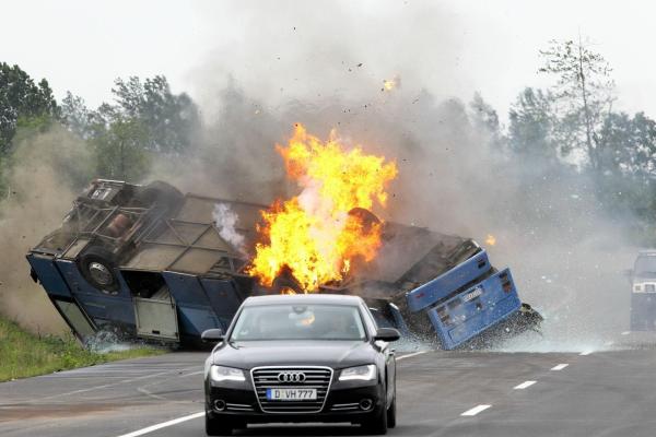 Bild 1 von 30: 